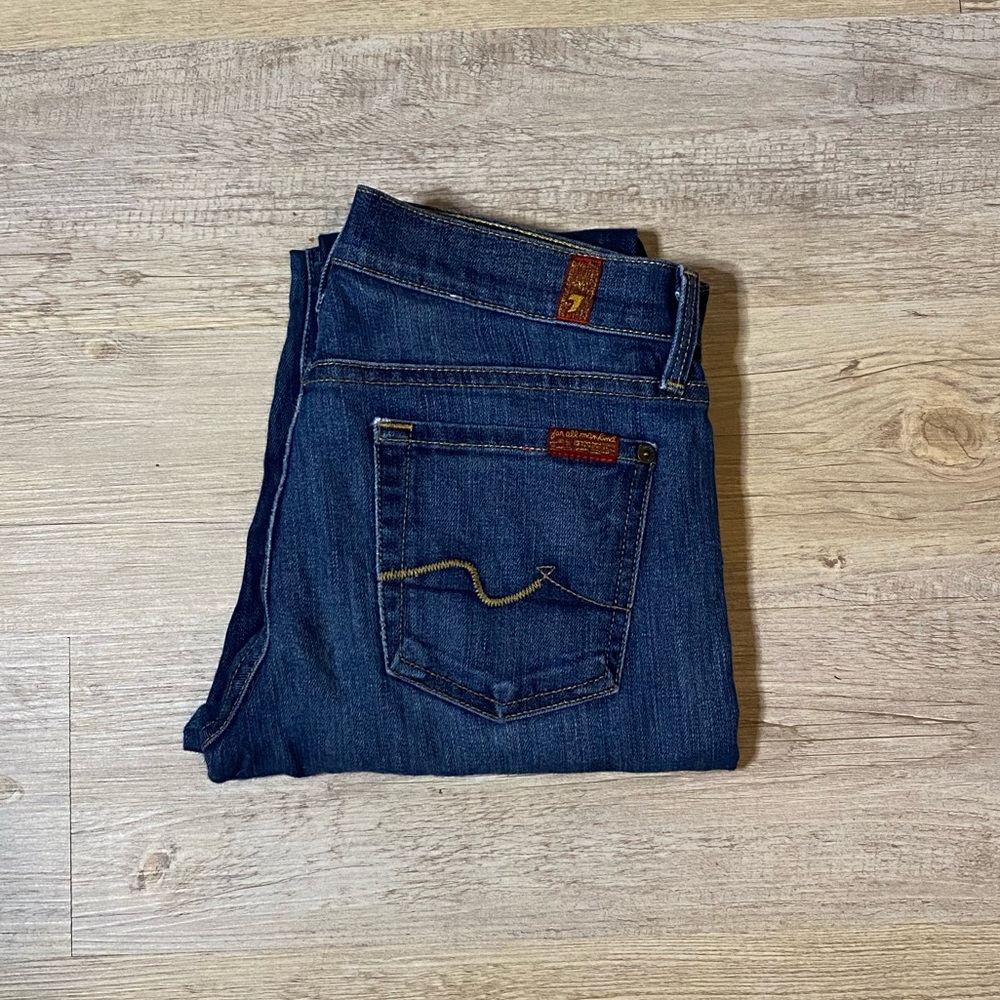 7 For All Mankind Straight Leg Jeans Size 26 Inseam 31.5 DISTRESSED